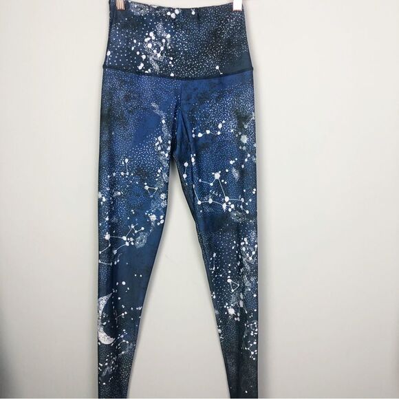 ONZIE | High Rise Constellation Graphic Star Print Leggings Women’s Size S/M - Picture 3 of 11